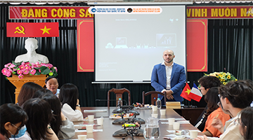 Hội thảo dành cho sinh viên Liên kết UFM: Giao lưu với Đoàn Trường RENNES SCHOOL OF BUSINESS (PHÁP)